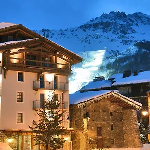 Maison De Famille Les 5 Frères Hotel
